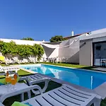فندق مبيت وإفطار Ilheu 25 House