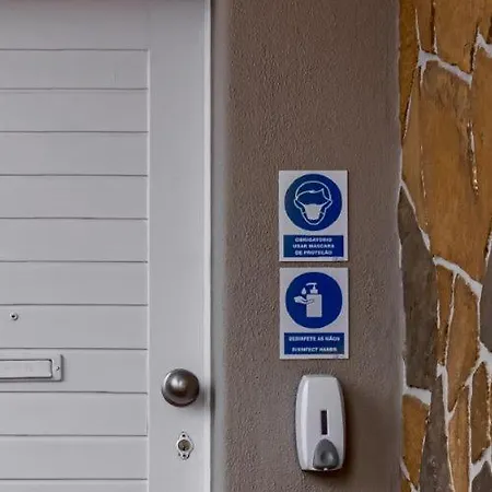 ベッド・アンド・ブレックファスト Ilheu 25 House ペニシェ