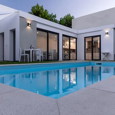 Ilheu 25 House *