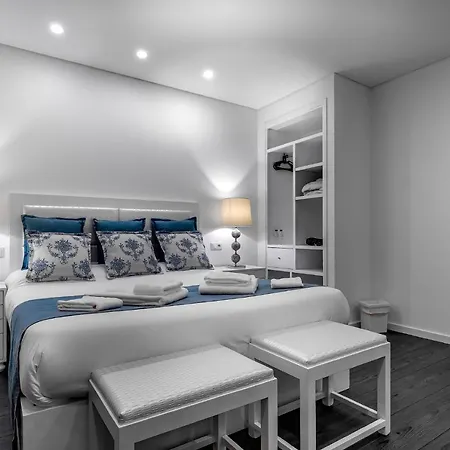 Ilheu 25 House 4* ペニシェ