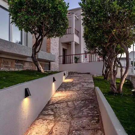 לינה וארוחת בוקר Ilheu 25 House