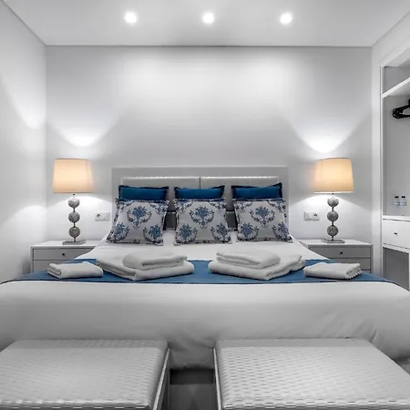 ベッド・アンド・ブレックファスト Ilheu 25 House 4*