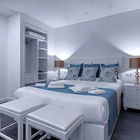 Ilheu 25 House לינה וארוחת בוקר 4*